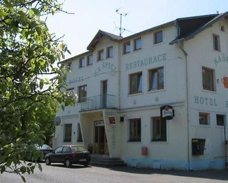 Hotel A Restaurace Na Spici Kyselka  Ngoại thất bức ảnh