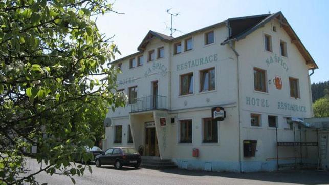 Hotel A Restaurace Na Spici Kyselka  Ngoại thất bức ảnh